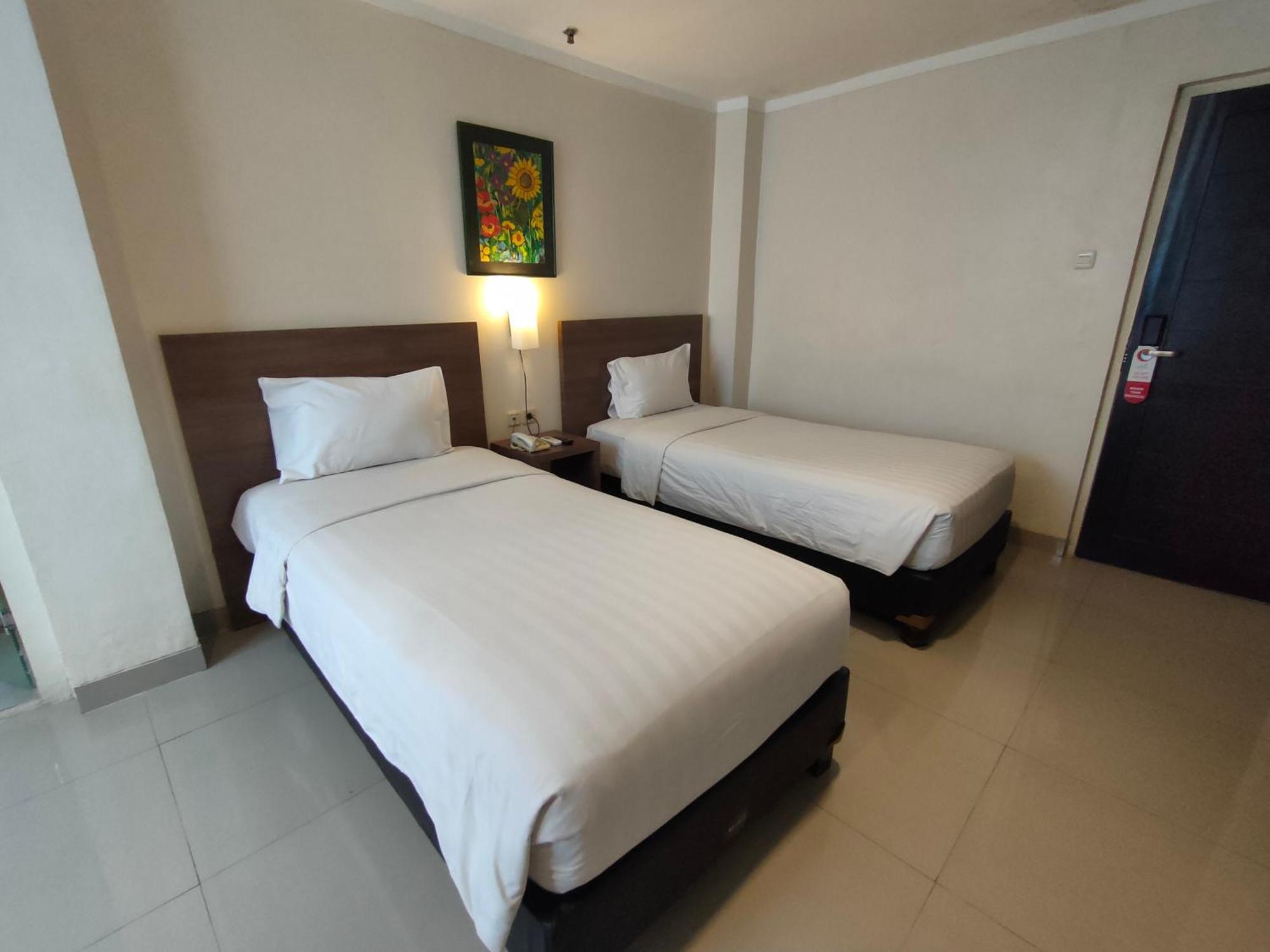 1O1 Urban Jakarta Thamrin Exterior photo